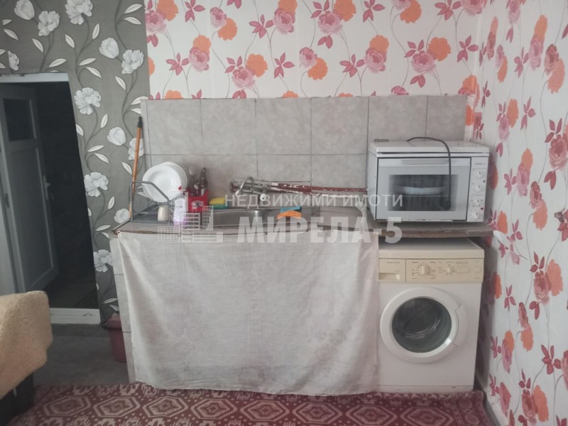 Продава  Къща област Разград , с. Юпер , 65 кв.м | 82436008 - изображение [6]
