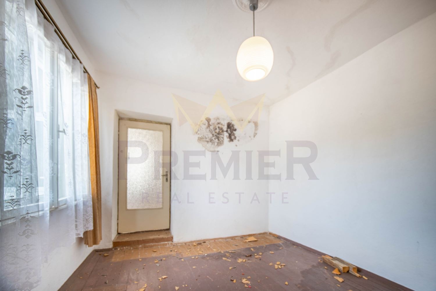 Продава КЪЩА, гр. Балчик, област Добрич, снимка 6 - Къщи - 53627602