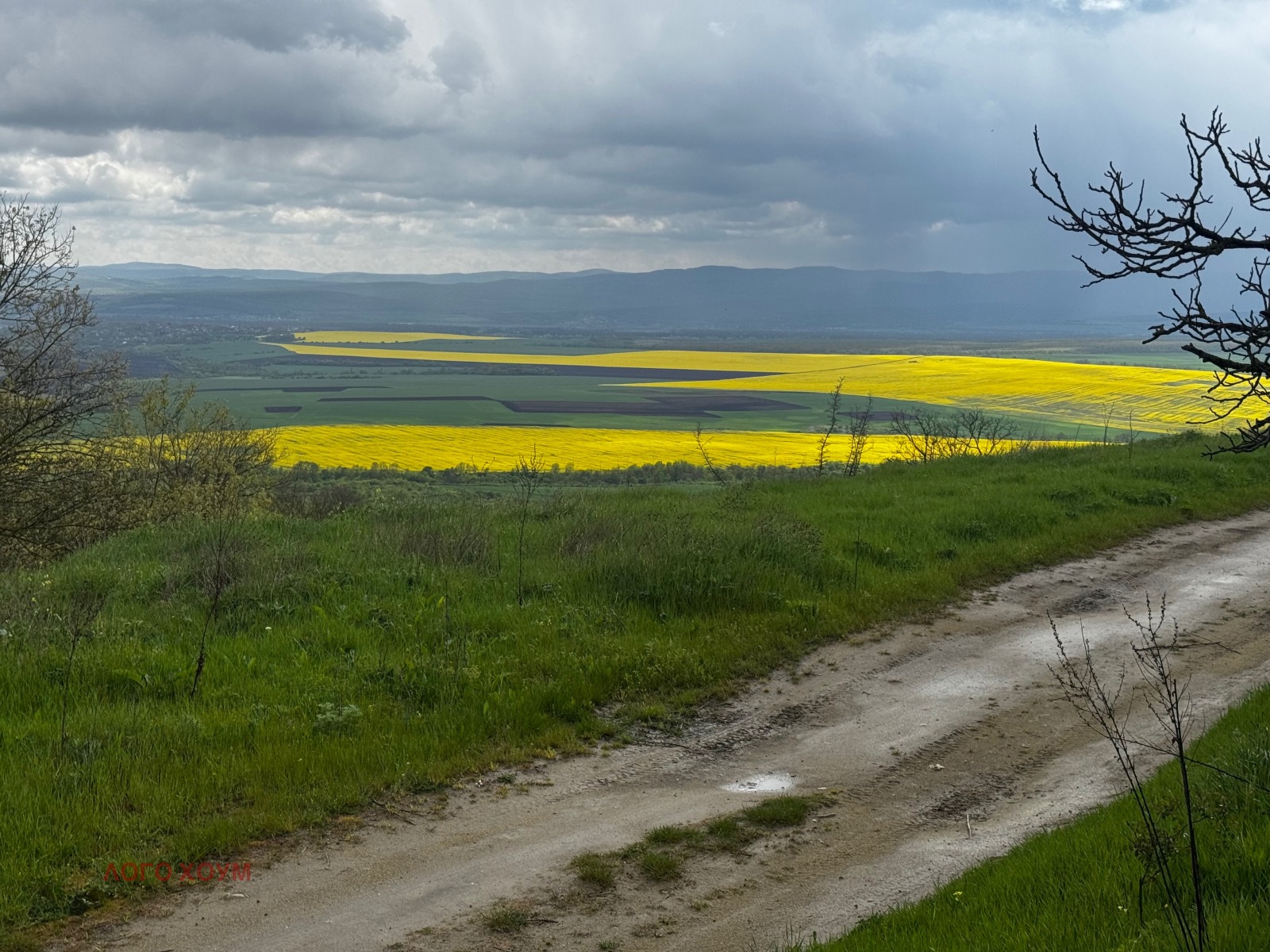 Продава КЪЩА, с. Аврен, област Варна