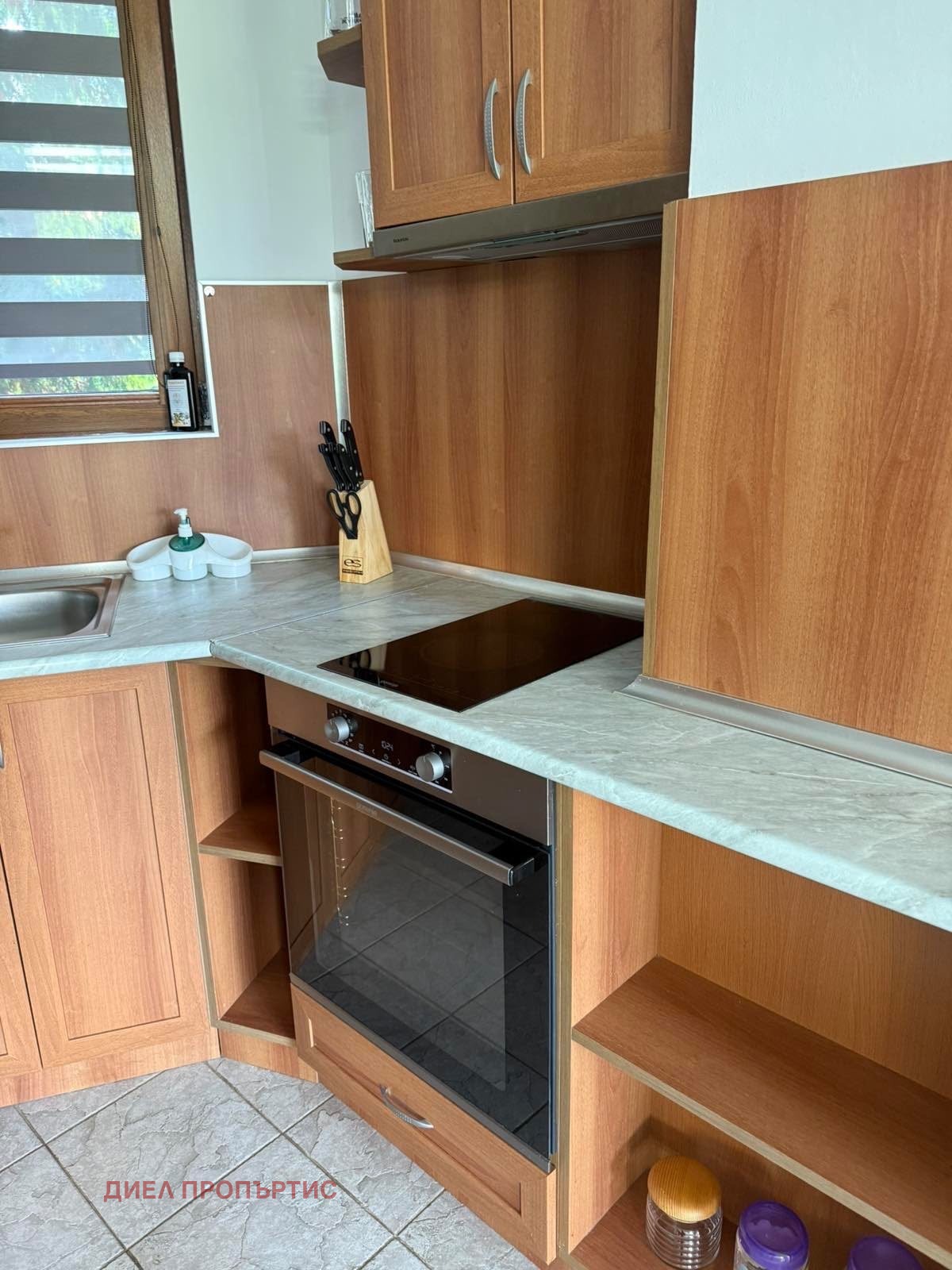Продава ВИЛА, с. Кошарица, област Бургас, снимка 9 - Вили - 55898304