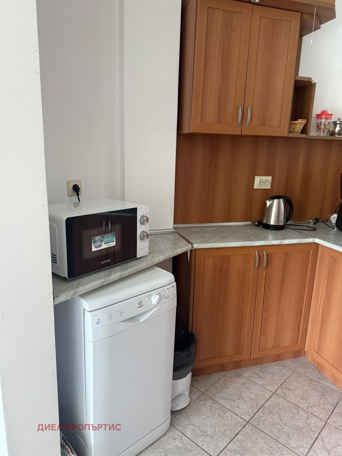 Продава ВИЛА, с. Кошарица, област Бургас, снимка 8 - Вили - 55898304