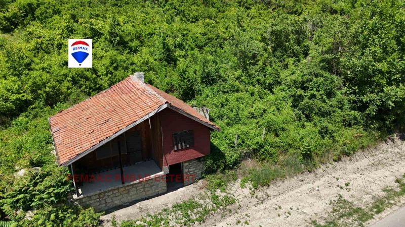 Продава ВИЛА в област Русе, гр. Бяла - 32 кв.м / 11 000 € » 21 514.13 лв., РЕМАКС РИВЪР ЕСТЕЙТ