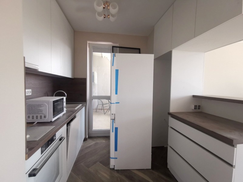 Продава  3-стаен град Плевен , Идеален център , 132 кв.м | 15919008 - изображение [6]