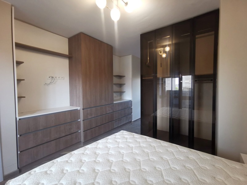 Продава  3-стаен град Плевен , Идеален център , 132 кв.м | 15919008 - изображение [13]