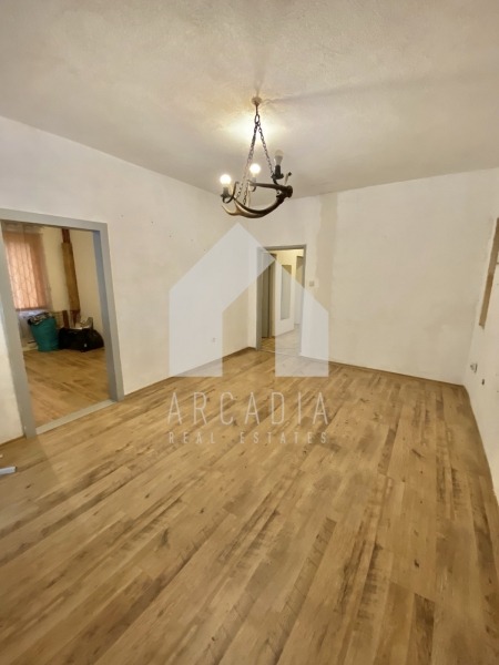 Продава 3-СТАЕН, гр. Пловдив, Тракия