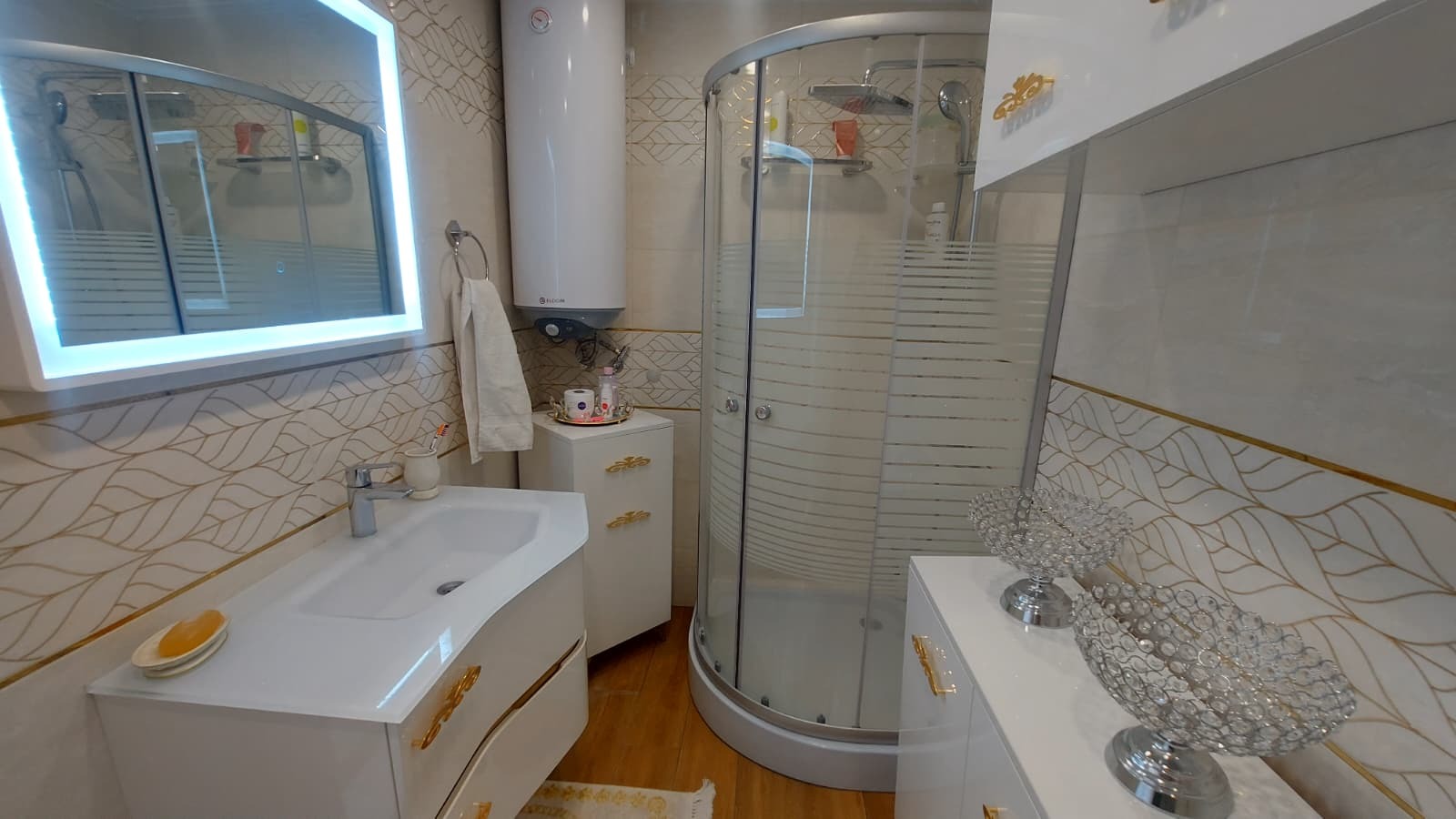 Продава 3-СТАЕН, гр. Хасково, Център, снимка 16 - Апартаменти - 54564571
