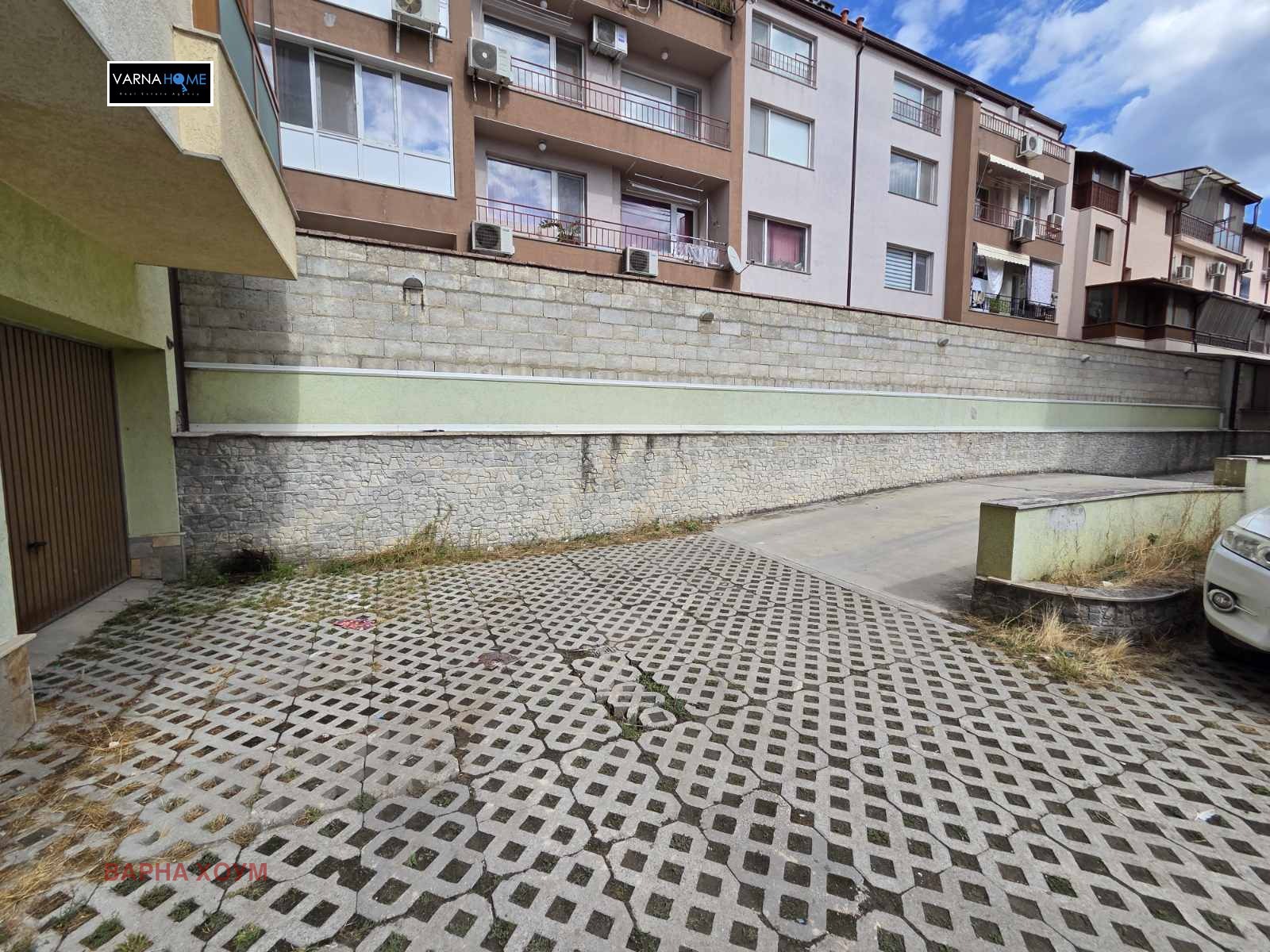 Продава ГАРАЖ, ПАРКОМЯСТО, гр. Варна, Възраждане 1, снимка 3 - Гаражи и паркоместа - 56208220