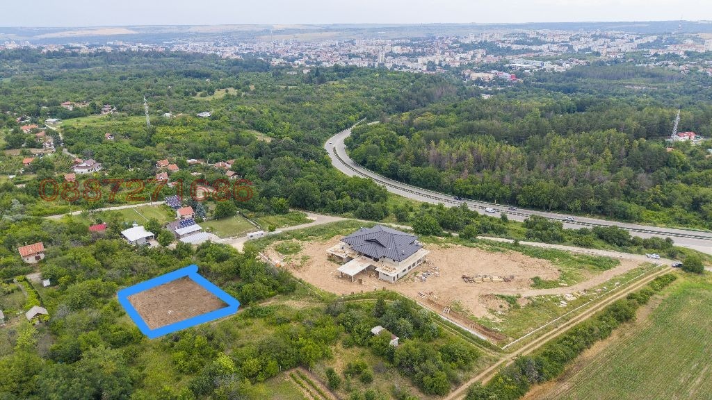 Продава ПАРЦЕЛ, гр. Плевен, м-т Мъртва долина