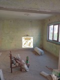 Продава ЕТАЖ ОТ КЪЩА, гр. Шумен, Басейна, снимка 1