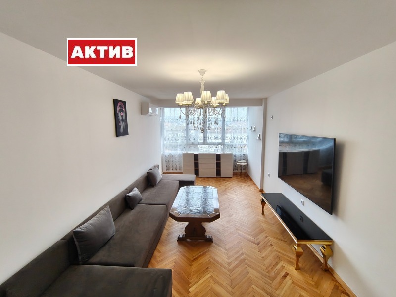 Продава 4-СТАЕН, гр. Търговище, Център, снимка 5 - Апартаменти - 53581123