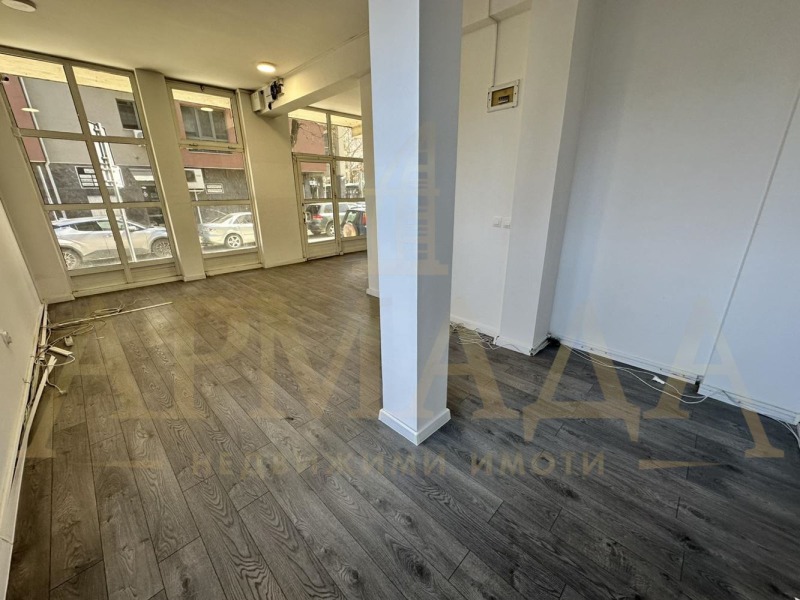 Продава  Офис, град Пловдив, Център •  129 999 EUR • ID 63653810 — holmes.bg - [1] 