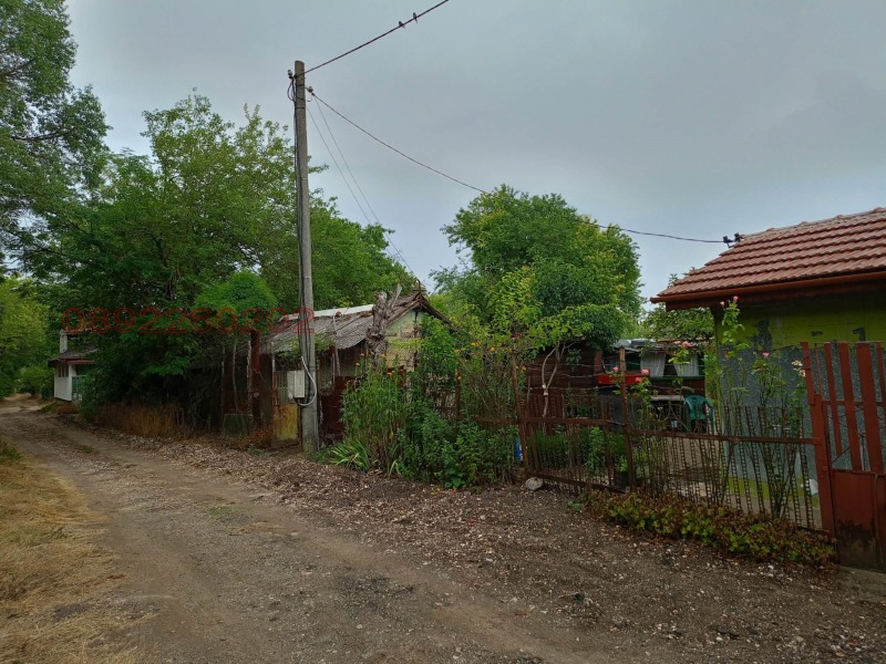 Продава ВИЛА, гр. Добрич, м-т Газибаба, снимка 13 - Вили - 52910576