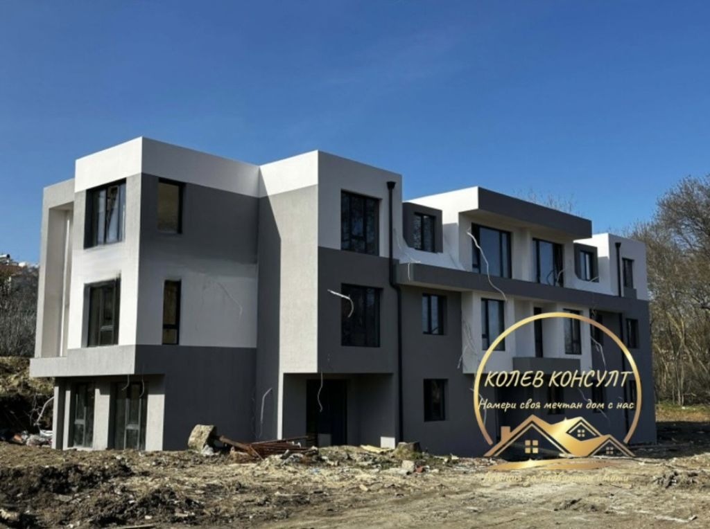 Продава 2-СТАЕН, с. Лозенец, област Бургас