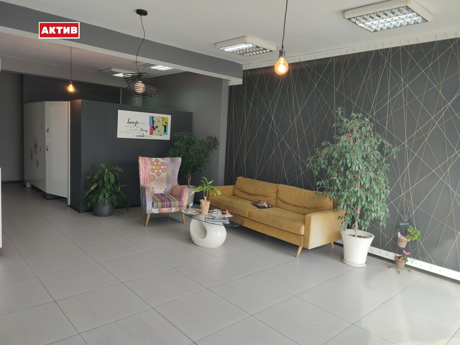 Продава МАГАЗИН, гр. Търговище, Център, снимка 2 - Магазини - 44765510