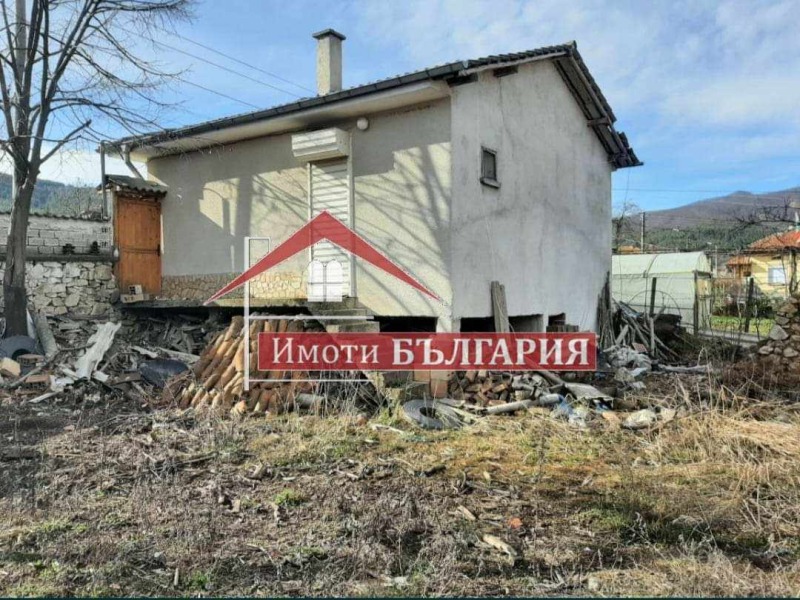 Продава КЪЩА, с. Слатина, област Пловдив, снимка 6 - Къщи - 41810972