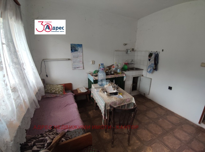 Продава КЪЩА, с. Баня, област Пазарджик, снимка 2 - Къщи - 52522452