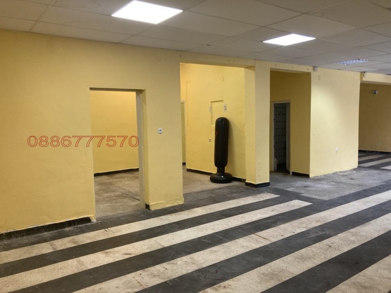 Продава МАГАЗИН, гр. Русе, Цветница, снимка 5 - Магазини - 52778901