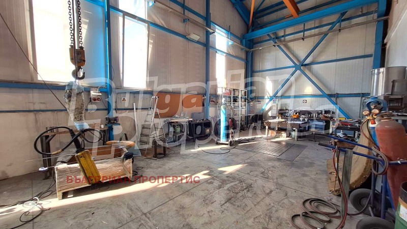 Продава  Пром. помещение област Пловдив , гр. Куклен , 1034 кв.м | 38416224 - изображение [5]