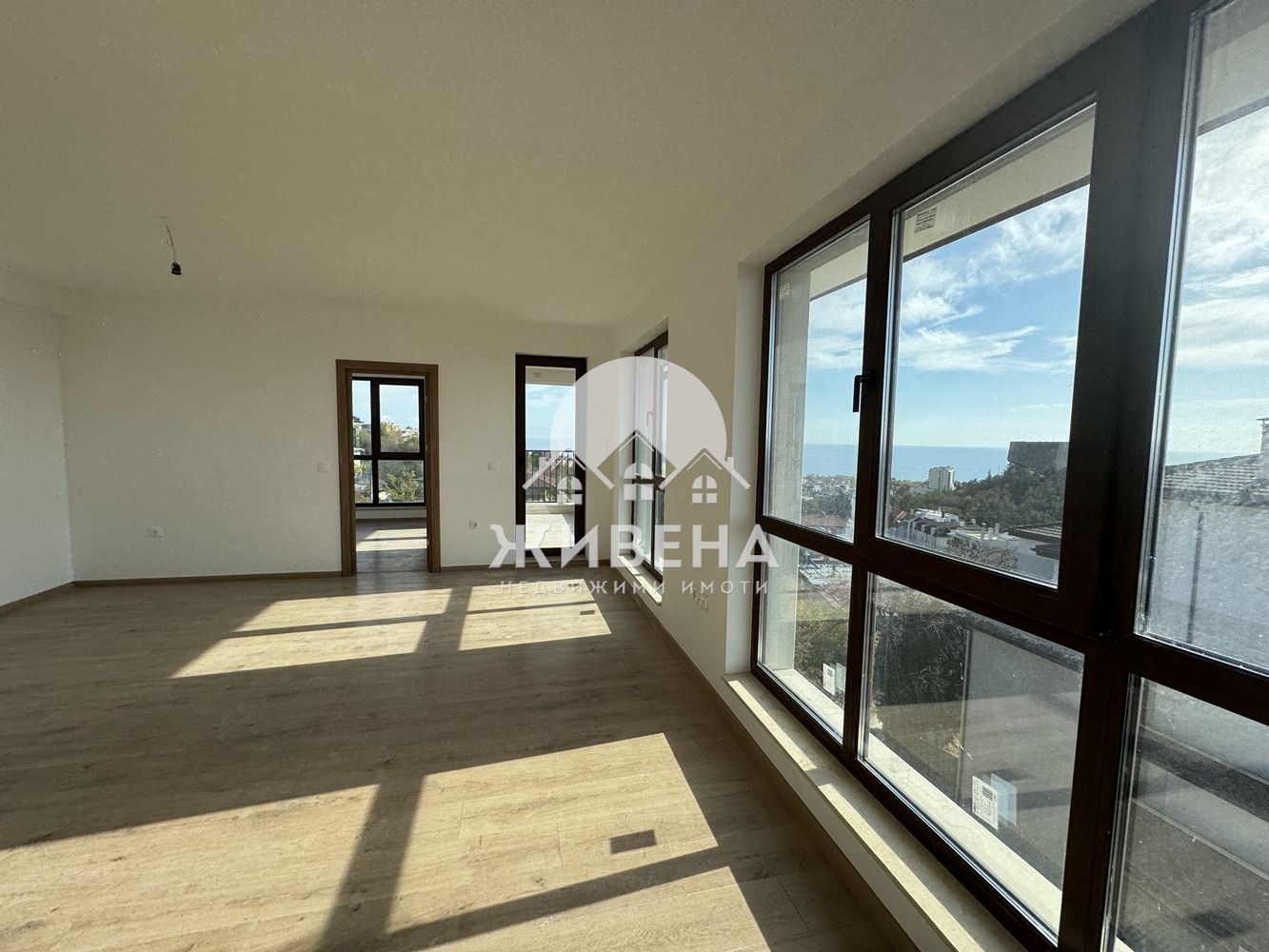 Продава 3-СТАЕН, гр. Варна, Бриз, снимка 3 - Апартаменти - 52299129