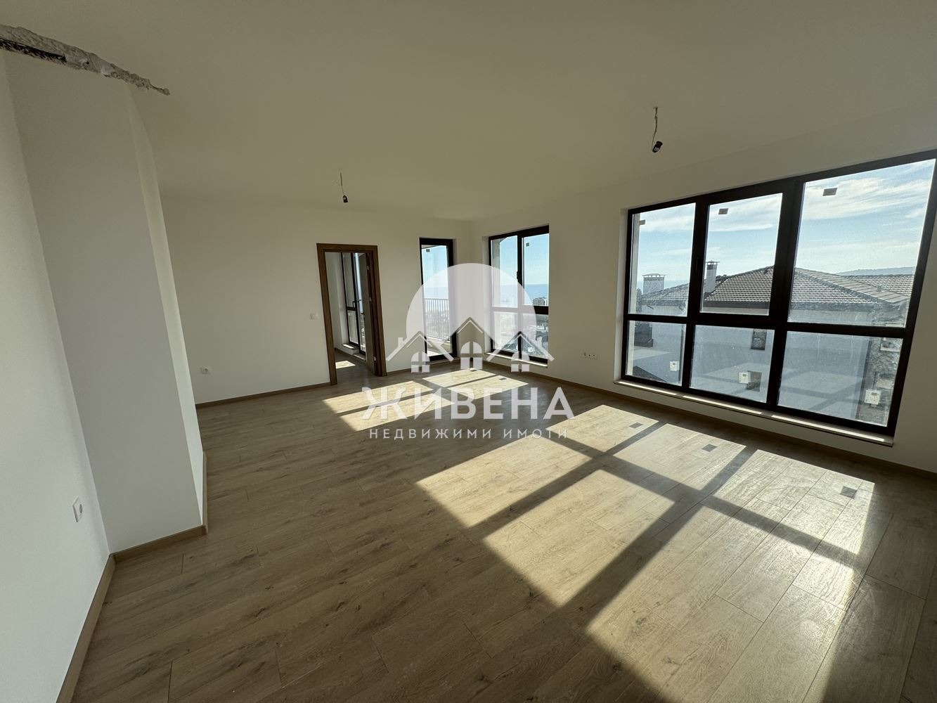 Продава 3-СТАЕН, гр. Варна, Бриз, снимка 2 - Апартаменти - 52299129