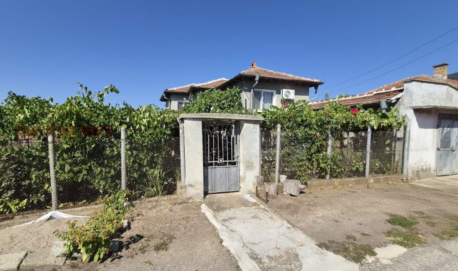Продава КЪЩА, с. Голям манастир, област Ямбол, снимка 2 - Къщи - 55843714
