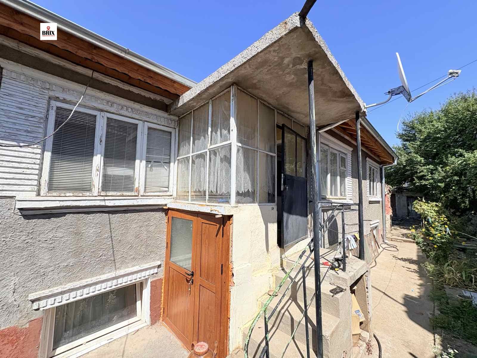 Продава КЪЩА, гр. Русе, Дружба 2, снимка 2 - Къщи - 55899247