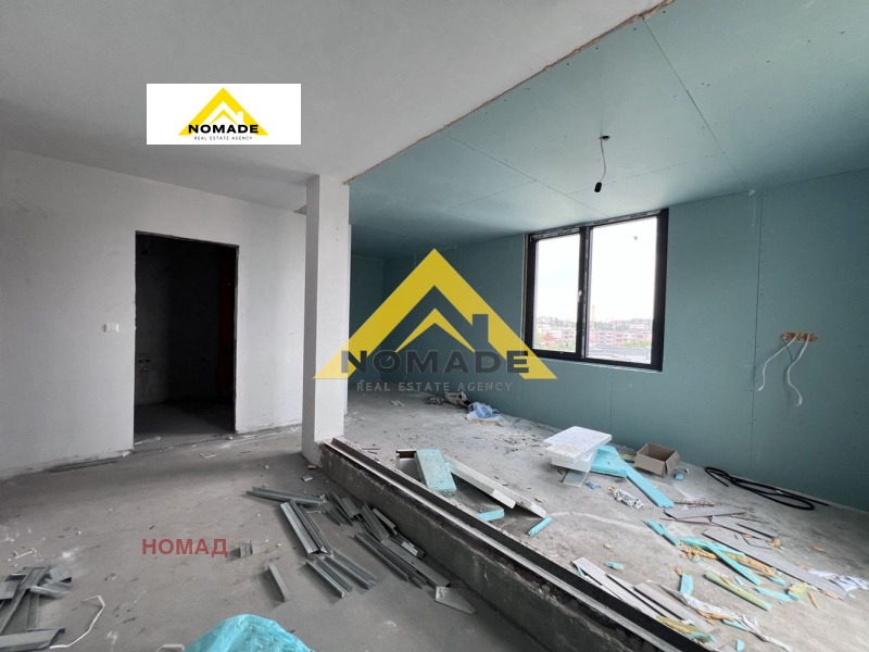 Te koop  3+ slaapkamer Plovdiv , Ostromila , 161 m² | 35358403 - afbeelding [16]