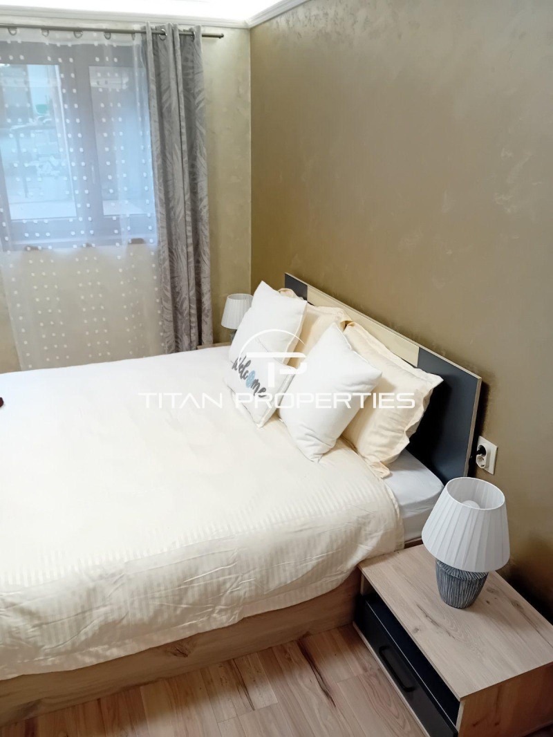 Продава МНОГОСТАЕН, гр. Бургас, Център, снимка 12 - Апартаменти - 52247823