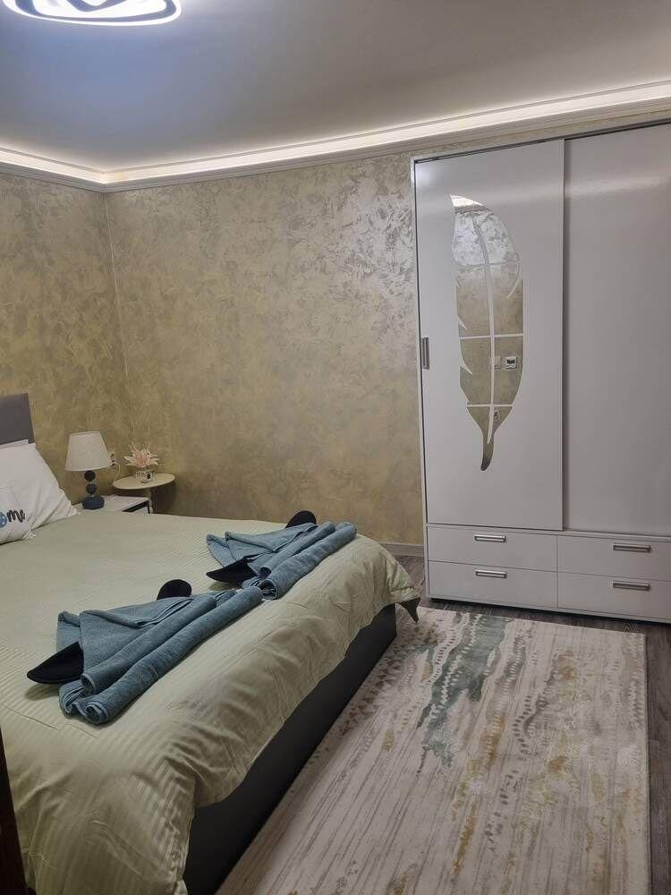 Продава МНОГОСТАЕН, гр. Бургас, Център, снимка 4 - Апартаменти - 52247823