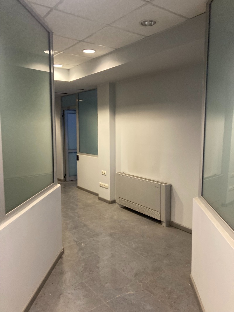 À venda  Escritório Sofia , Lozenec , 490 m² | 23293534 - imagem [4]