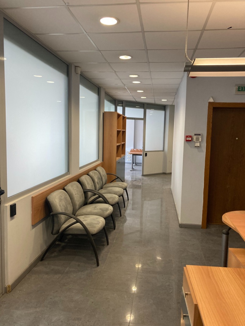 À venda  Escritório Sofia , Lozenec , 490 m² | 23293534 - imagem [3]