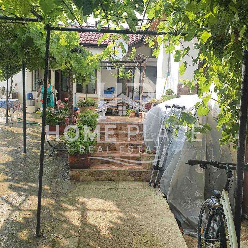 Продава КЪЩА, с. Кипра, област Варна, снимка 8 - Къщи - 54192106