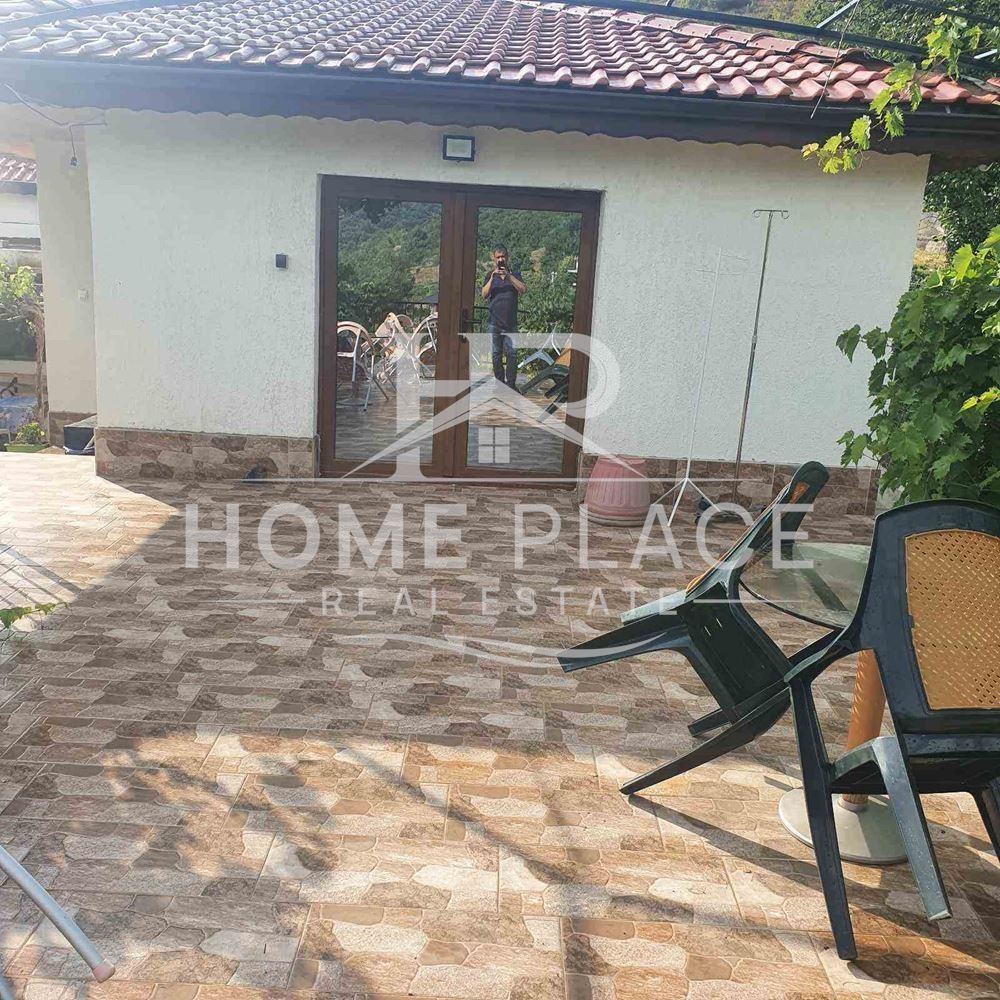 Продава КЪЩА, с. Кипра, област Варна