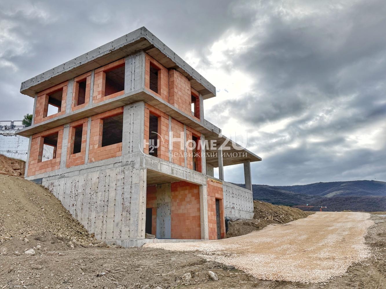Продава КЪЩА, с. Белащица, област Пловдив, снимка 2 - Къщи - 54429199