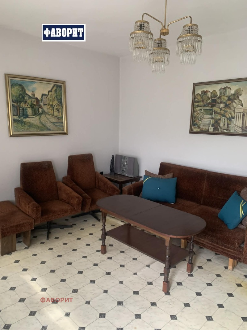 Продава 3-СТАЕН в град Пловдив, Център - 74 кв.м / 129 000 € » 252 302.07 лв., ФАВОРИТ