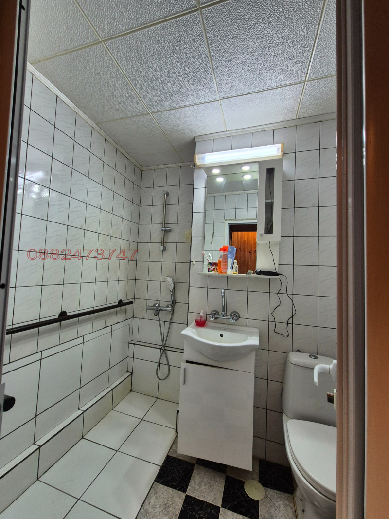 Продава 4-СТАЕН, гр. Благоевград, Еленово 1, снимка 15 - Апартаменти - 52779036