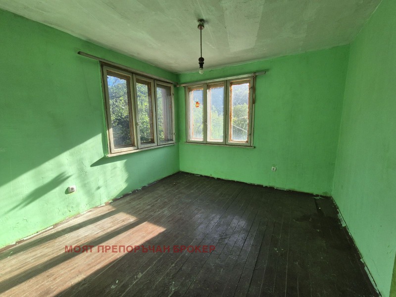 Продава  Къща област София , гр. Своге , 126 кв.м | 26654426 - изображение [14]