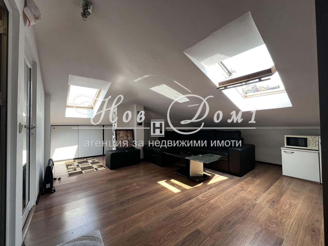 Продава АТЕЛИЕ, ТАВАН, гр. София, Бояна