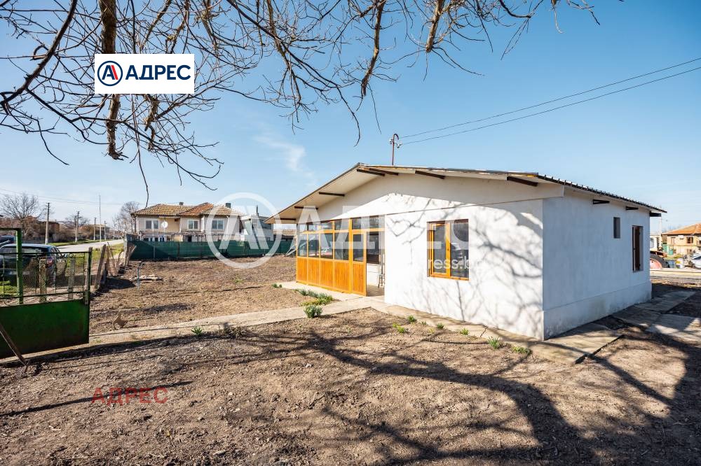 Продава КЪЩА, с. Брестак, област Варна, снимка 13 - Къщи - 54530959