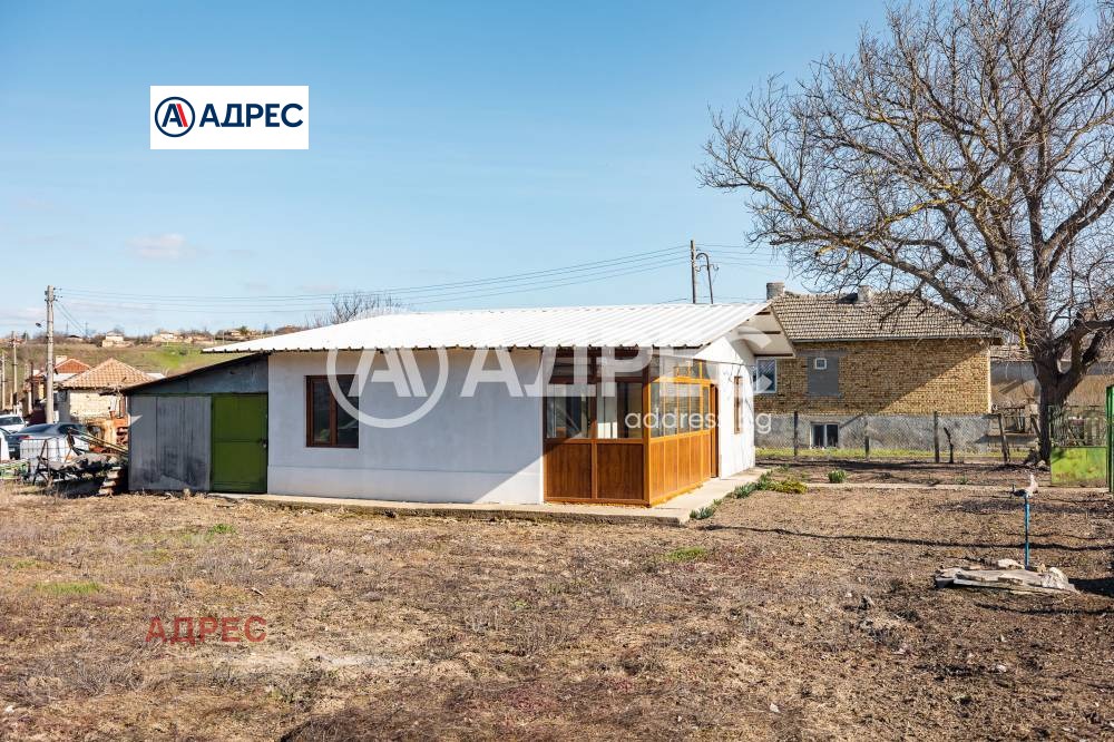 Продава КЪЩА, с. Брестак, област Варна, снимка 2 - Къщи - 54530959