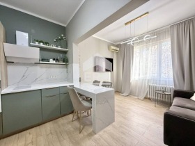 2 bedroom Tsentar, Sofia 1