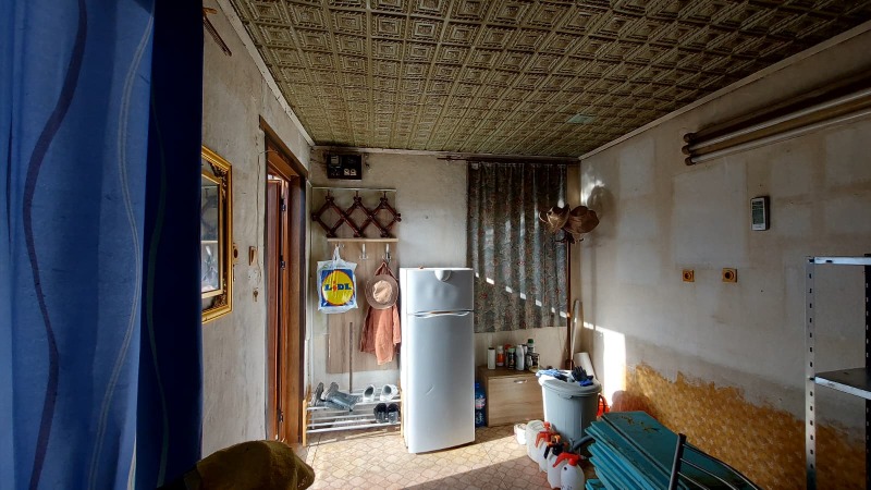 Продава ВИЛА, гр. Хасково, в.з. Хасково, снимка 3 - Вили - 53049846