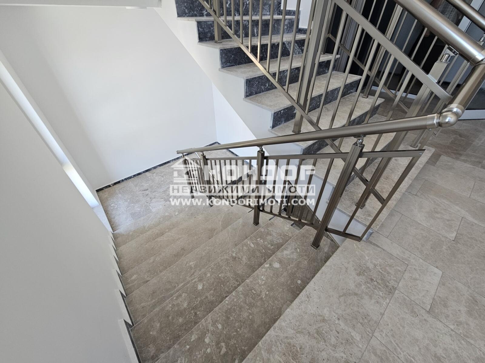 Продава 3-СТАЕН, гр. Пловдив, Тракия, снимка 6 - Апартаменти - 49954048