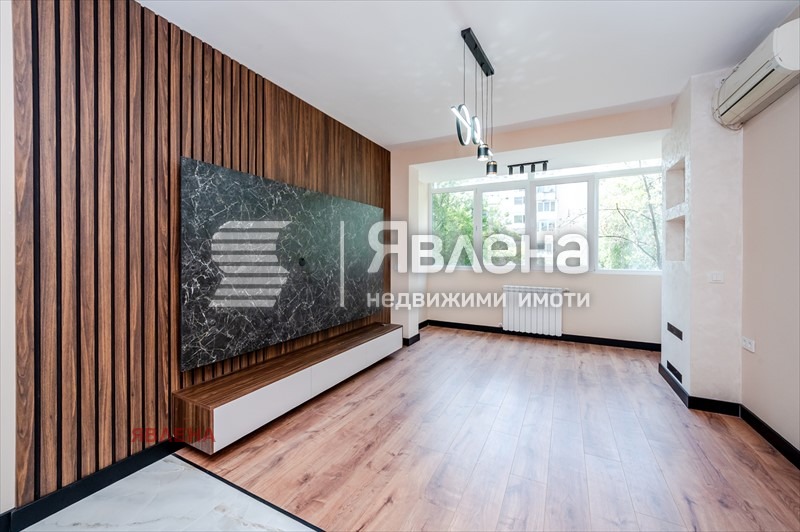 Продава  3-стаен град София , Изток , 80 кв.м | 63860197