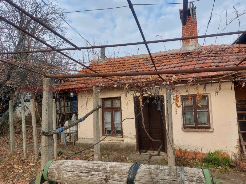 Продава КЪЩА, с. Дългоделци, област Монтана, снимка 2 - Къщи - 53298351