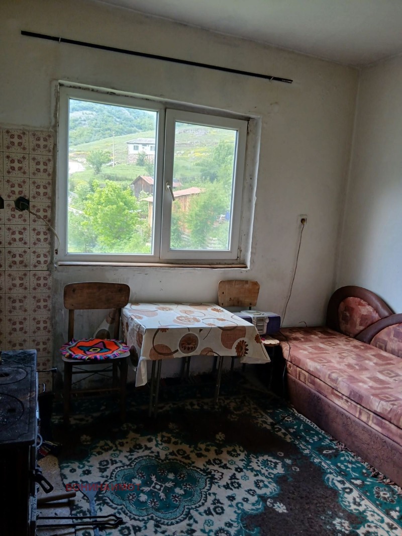 Продава  Къща област Пловдив , с. Белица , 140 кв.м | 93334024 - изображение [8]