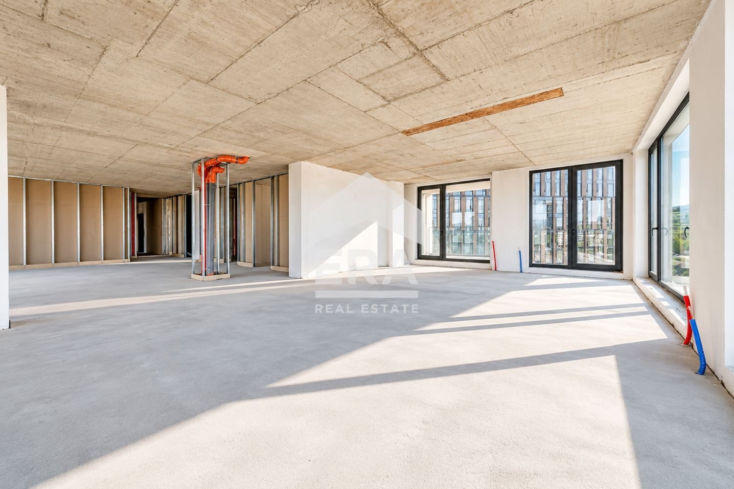 Продава МНОГОСТАЕН, гр. София, Хладилника, снимка 2 - Апартаменти - 55987507