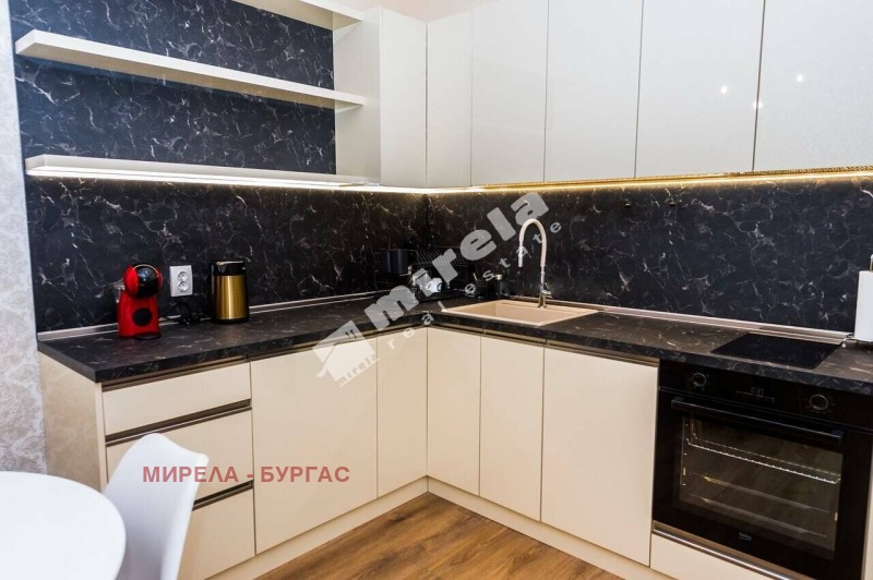 Продава 2-СТАЕН, гр. Бургас, Лазур, снимка 6 - Апартаменти - 53359742