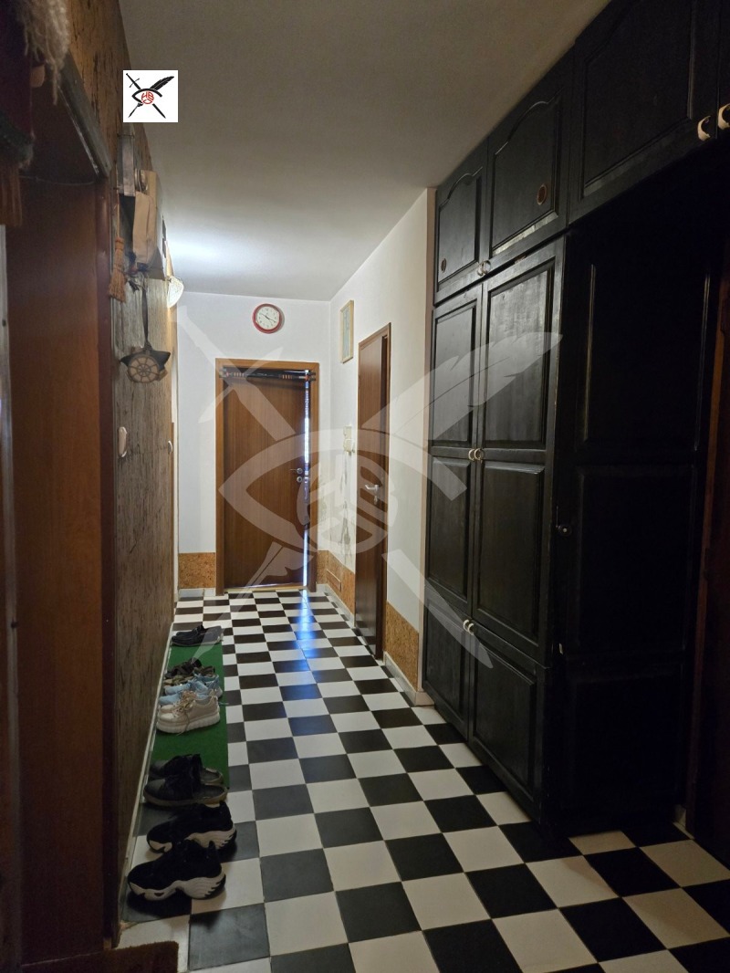 Продава МНОГОСТАЕН, гр. Бургас, Възраждане, снимка 3 - Aпартаменти - 49278245