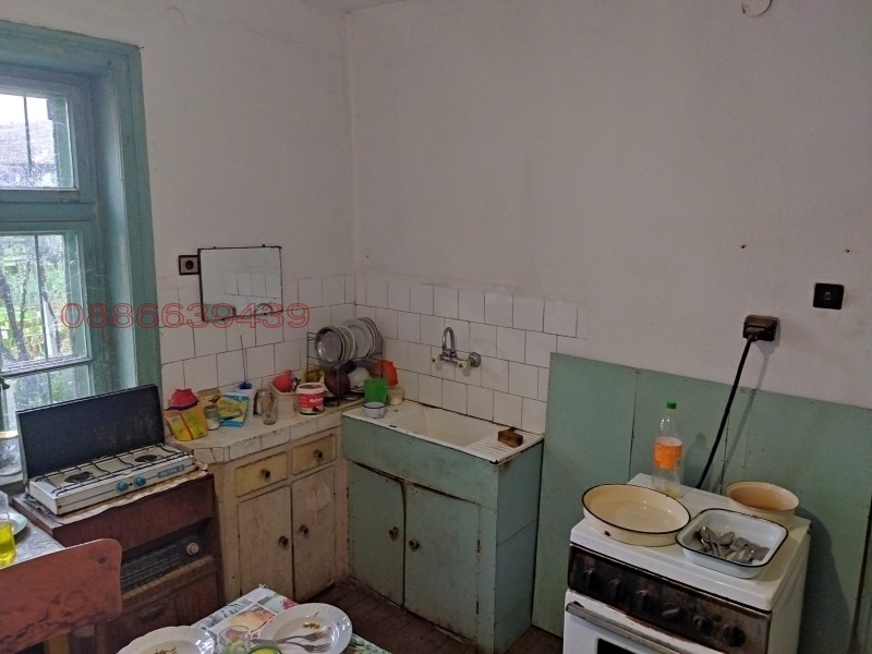 Продава КЪЩА, с. Златия, област Монтана, снимка 4 - Къщи - 52785450